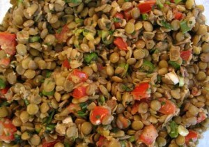 Tavuklu-Yesil-Mercimek-Salatasi