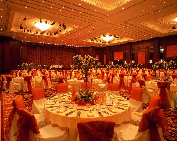 CEVAHİR OTEL KONGRE VE KÜLTÜR MERKEZİ