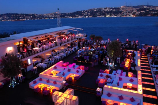 REINA 2016 YILBAŞI PROGRAMI